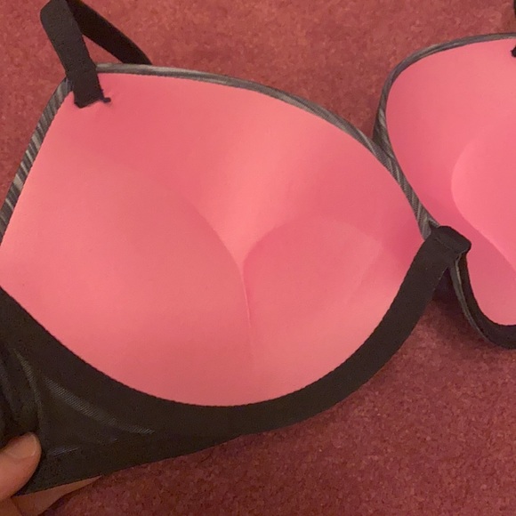 Pink size 32c push up bras - Picture 3 of 3